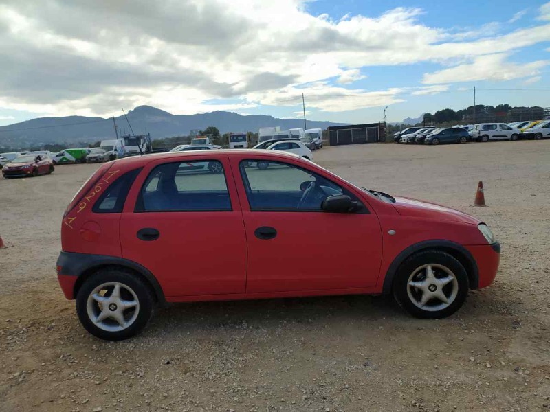 opel corsa c del año 2003