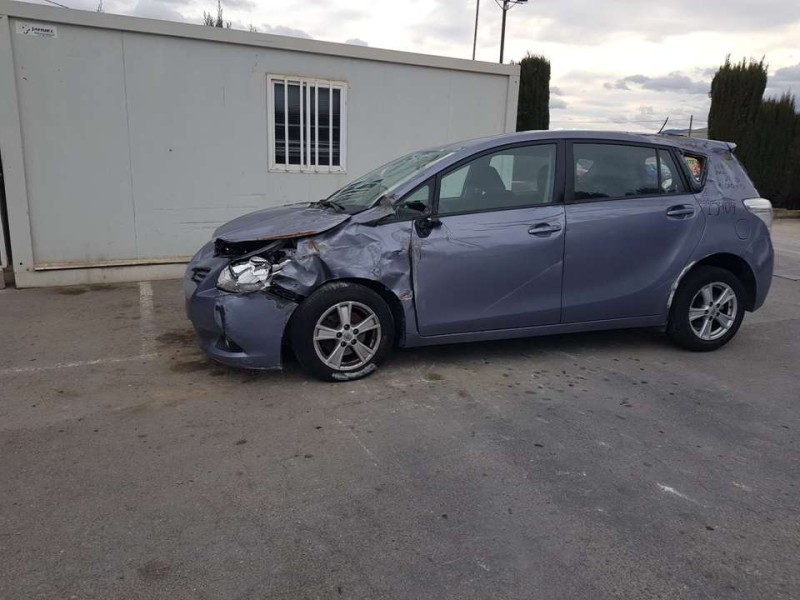 toyota verso del año 2010