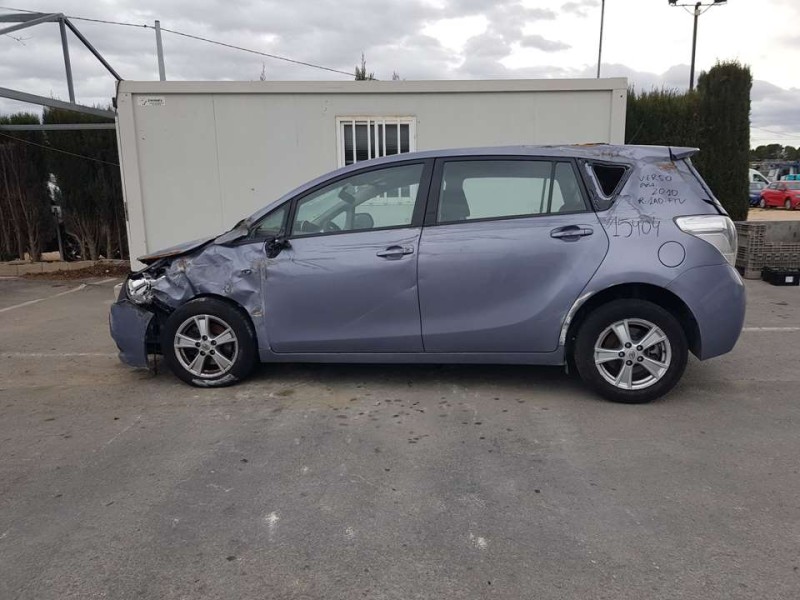 toyota verso del año 2010