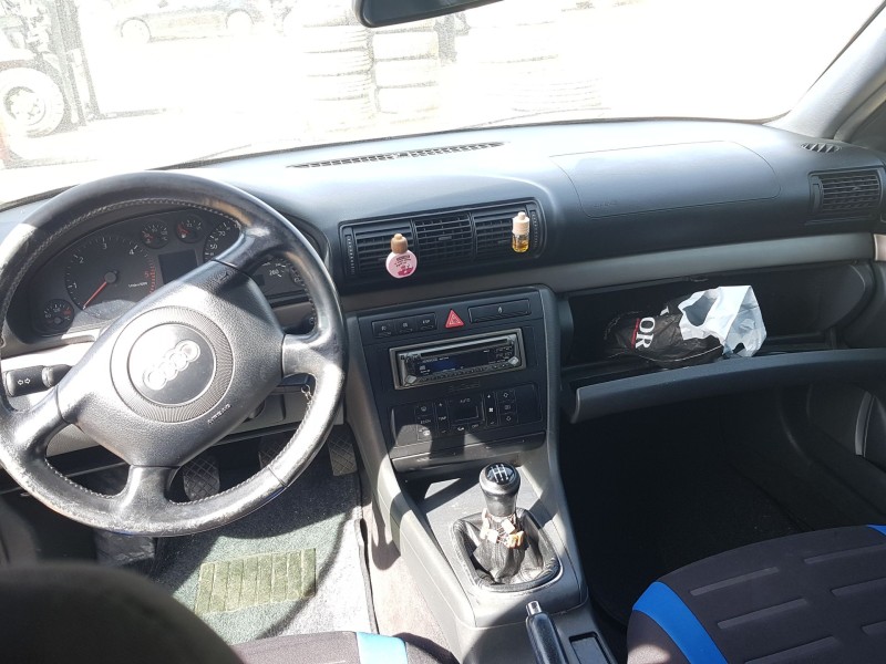 audi a4 b5 (8d2) del año 2000