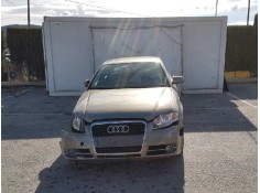 AUDI A4 BERLINA (8E)