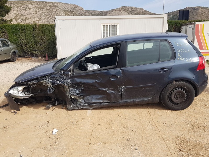 volkswagen golf v (1k1) del año 2006