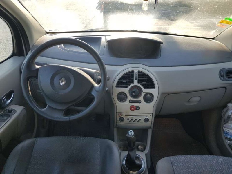 renault modus del año 2005