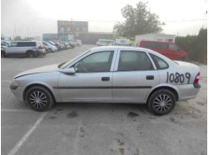 OPEL VECTRA B BERLINA