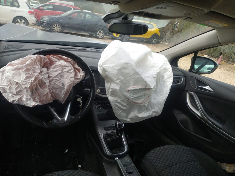 opel astra k (b16) del año 2017