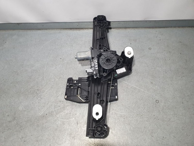 Recambio de elevalunas trasero izquierdo para peugeot 208 (p2) active referencia OEM IAM 9829045980  ELECTRICO 6 PINS