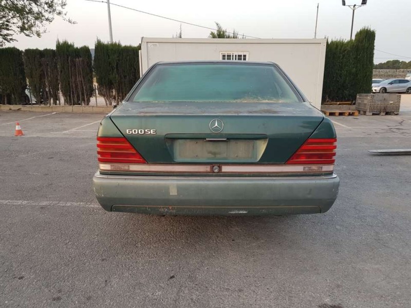 mercedes-benz clase s (w140) berlina del año 1992