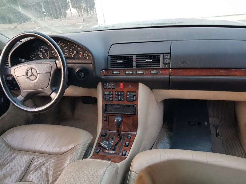 mercedes-benz clase s (w140) berlina del año 1992