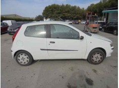 FIAT PUNTO BERLINA (188)