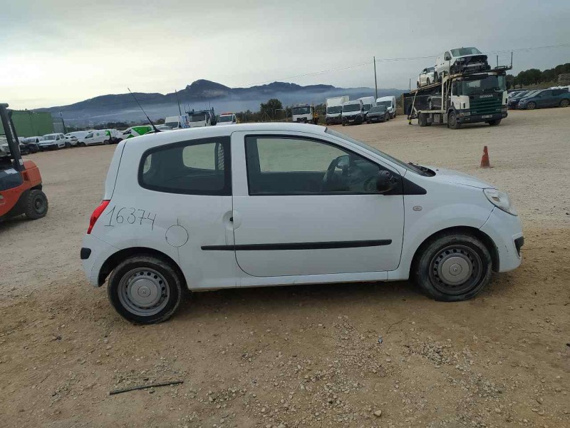 renault twingo del año 2010