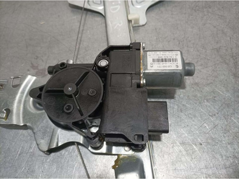 Recambio de elevalunas trasero derecho para citroën c5 berlina exclusive referencia OEM IAM 9670313180  ELECTRICO 6 PINS BOSCH