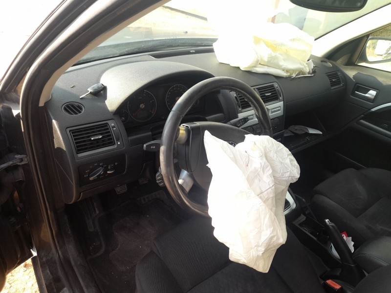 ford mondeo iii sedán (b4y) del año 2005