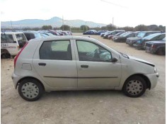FIAT PUNTO BERLINA (188)