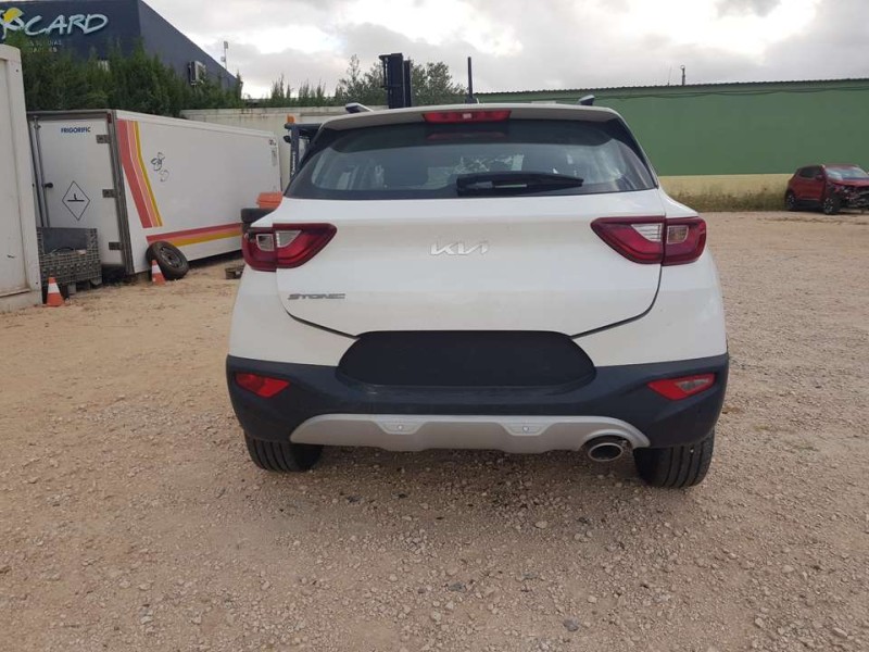 kia stonic (ybcuv) del año 2023