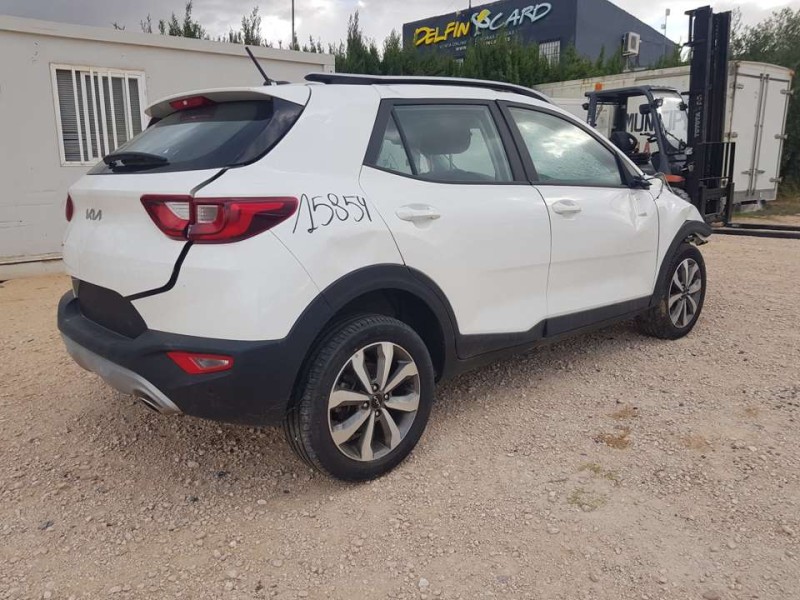 kia stonic (ybcuv) del año 2023