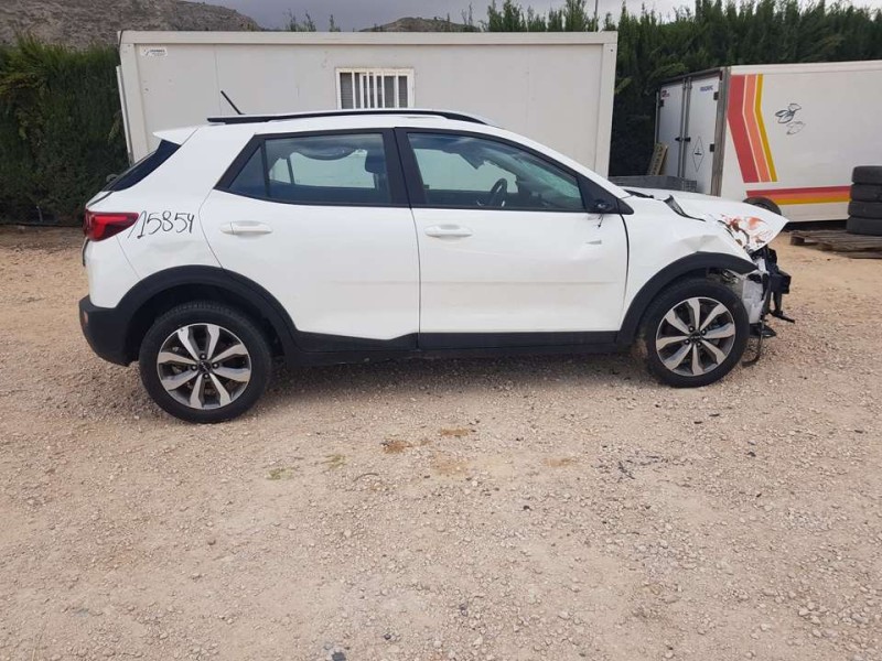 kia stonic (ybcuv) del año 2023