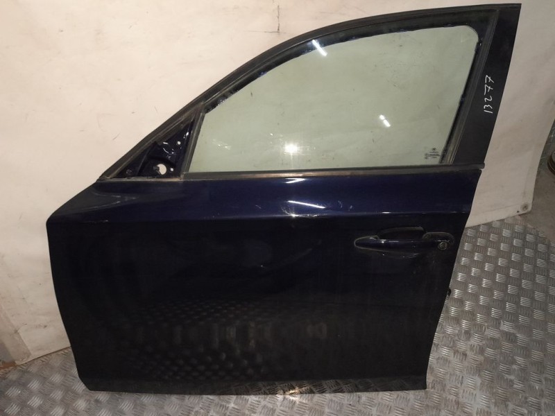 Recambio de puerta delantera izquierda para bmw serie 1 berlina (e81/e87) 116i referencia OEM IAM   