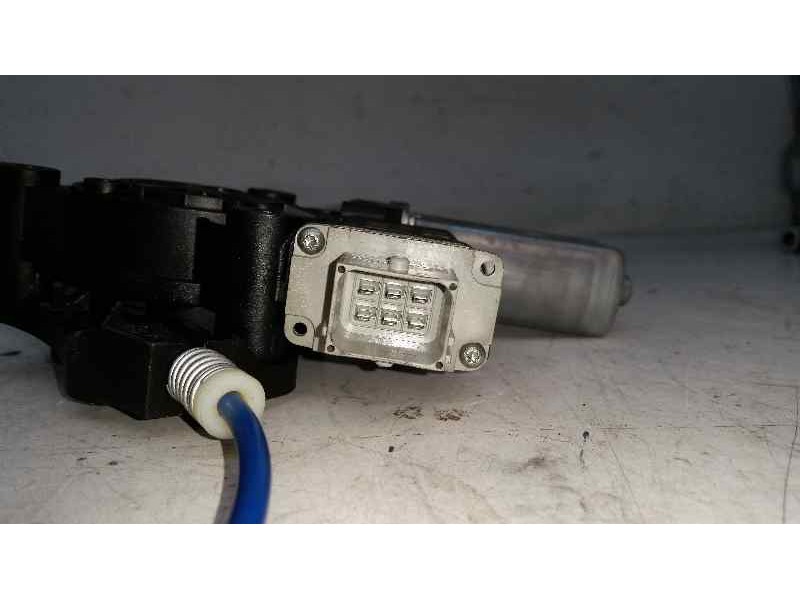 Recambio de elevalunas delantero izquierdo para opel corsa d excellence referencia OEM IAM  6 PINS ELECTRICO