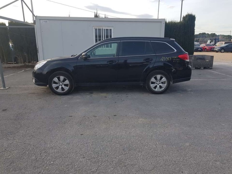 subaru legacy kombi/outback b14 del año 2009
