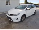 toyota auris del año 2013