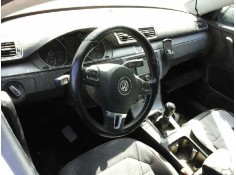 VOLKSWAGEN PASSAT VARIANT (365)