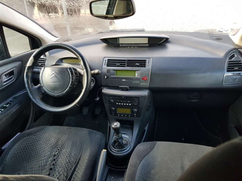 citroën c4 berlina del año 2007