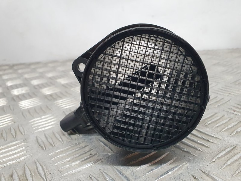 Recambio de caudalimetro para audi a6 berlina (4f2) 2.0 tdi referencia OEM IAM 03G906461C 0281002735 BOSCH