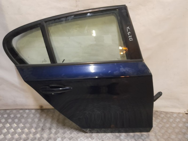 Recambio de puerta trasera derecha para bmw serie 1 berlina (e81/e87) 116i referencia OEM IAM   