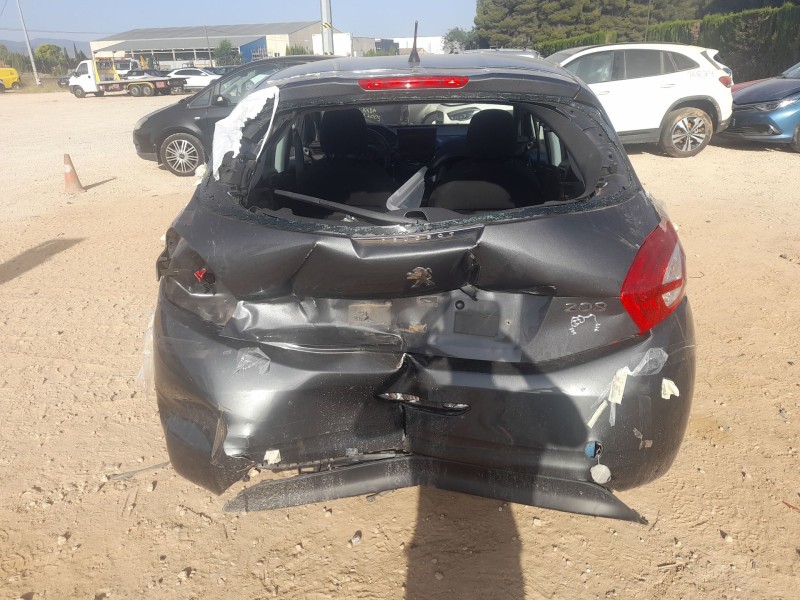 peugeot 208 i (ca_, cc_) del año 2014