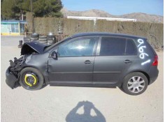 VOLKSWAGEN GOLF V BERLINA (1K1)