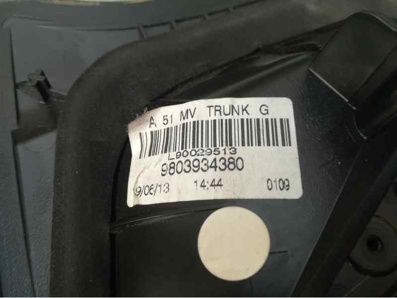 Recambio de piloto trasero izquierdo para citroën c3 referencia OEM IAM 9803934380  FALSO