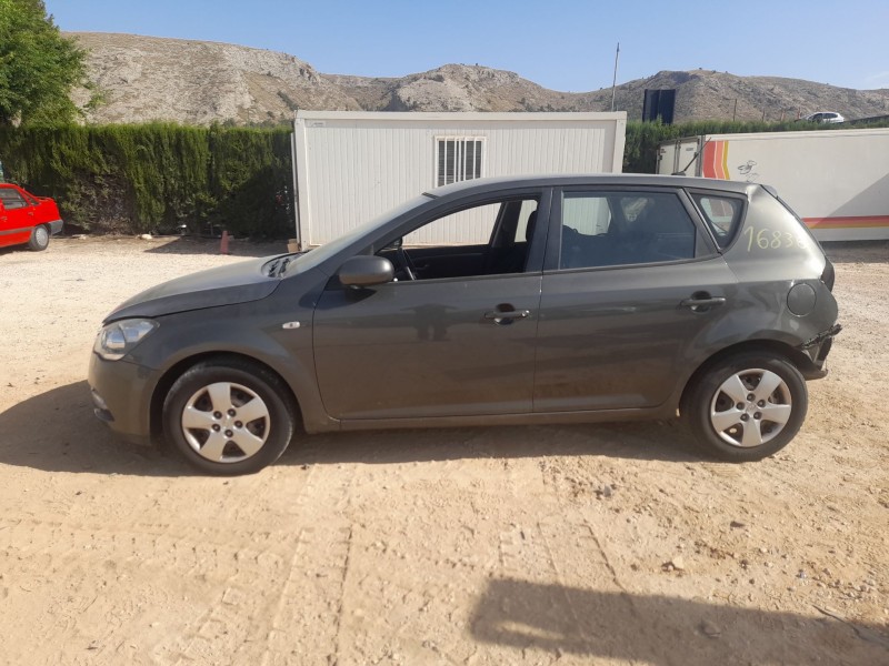 kia cee´d hatchback (ed) del año 2011