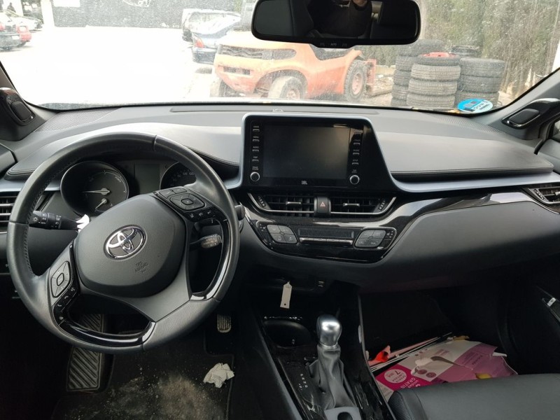 toyota c-hr del año 2020