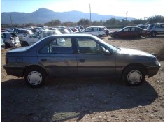PEUGEOT 405 BERLINA