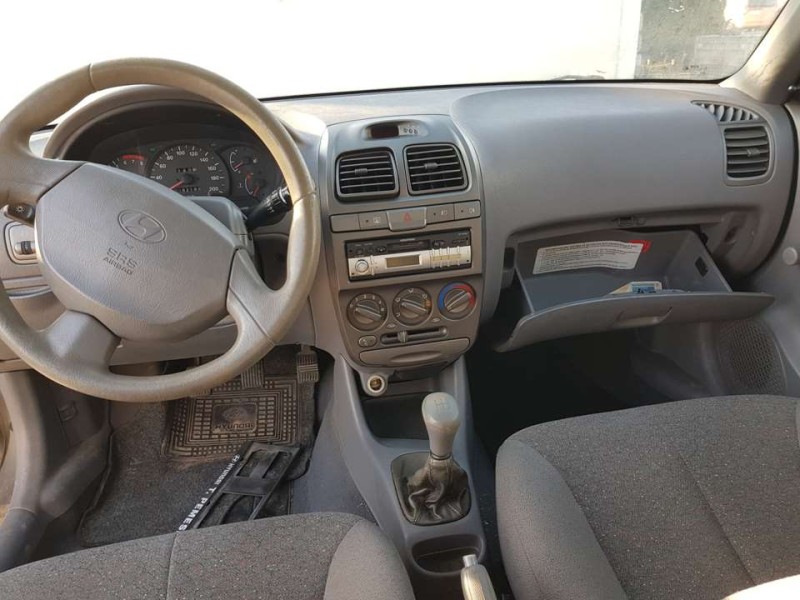 hyundai accent (lc) del año 2001