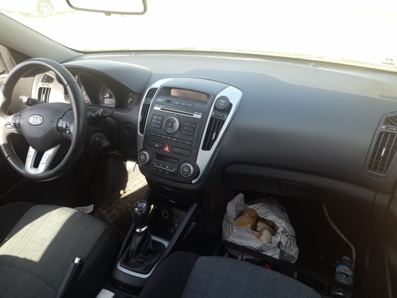 kia cee´d hatchback (ed) del año 2011