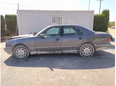 MERCEDES-BENZ CLASE E (W210) BERLINA DIESEL