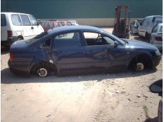 VOLKSWAGEN PASSAT BERLINA (3B2)