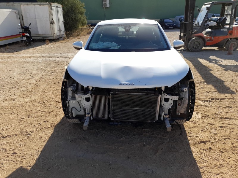 peugeot 2008 ii (ud_, us_, uy_, uj_, ur_, uc_) del año 2020