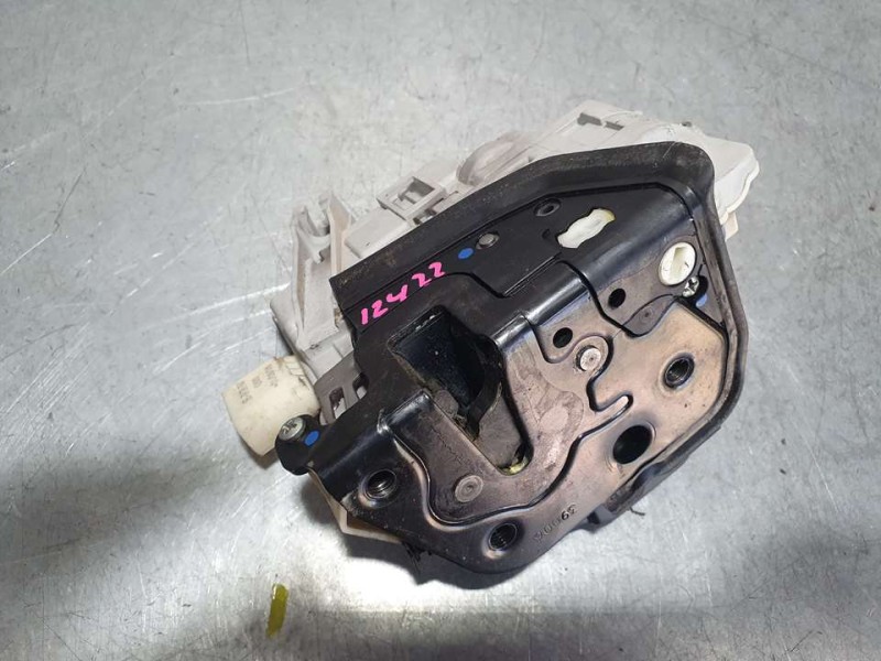 Recambio de cerradura puerta delantera derecha para audi a6 berlina (4f2) 2.0 tdi referencia OEM IAM 4F1837016  7 PINES
