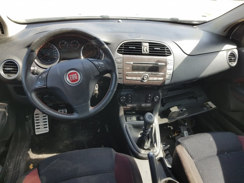fiat bravo (198) del año 2010