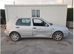 VOLKSWAGEN GOLF III BERLINA (1H1)