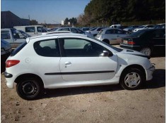 PEUGEOT 206 BERLINA