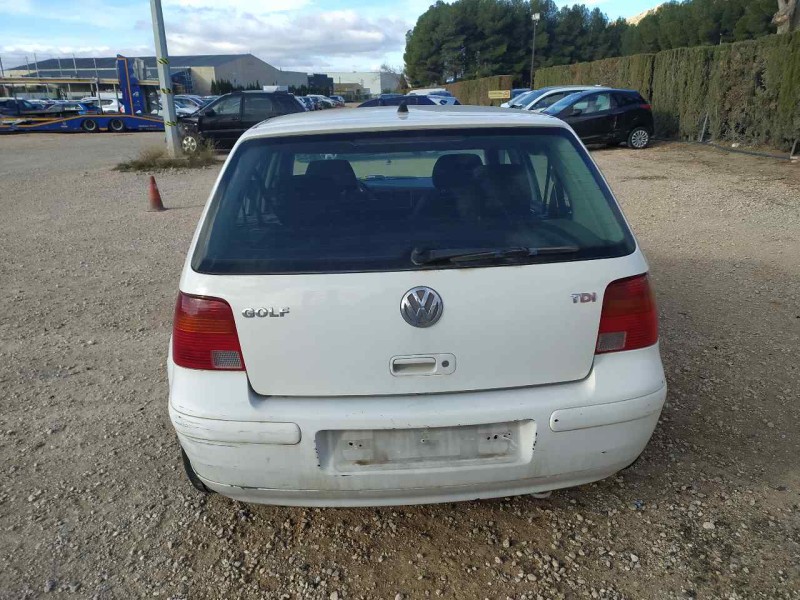 volkswagen golf iv berlina (1j1) del año 2000
