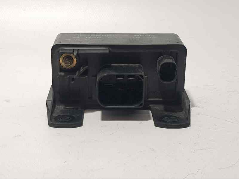 Recambio de caja precalentamiento para mercedes-benz clase c (w203) berlina 220 cdi (203.006) referencia OEM IAM 0255452832  