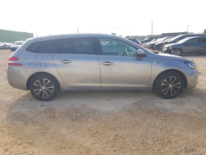 peugeot 308 sw del año 2015