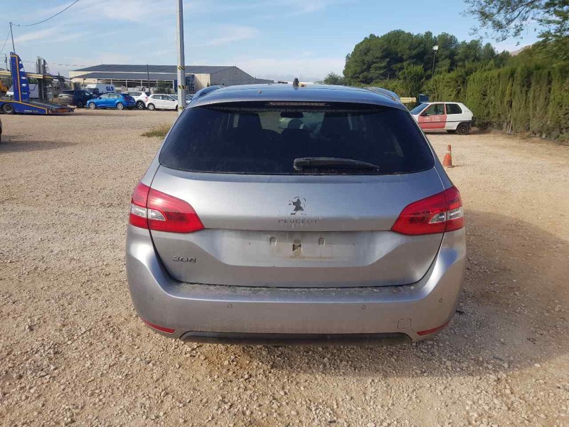 peugeot 308 sw del año 2015