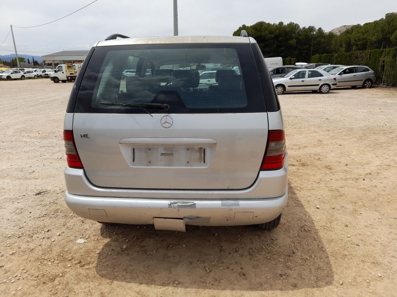 mercedes-benz clase m (w163) del año 1999