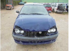 TOYOTA AVENSIS BERLINA (T 22)