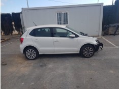VOLKSWAGEN POLO (6R1)